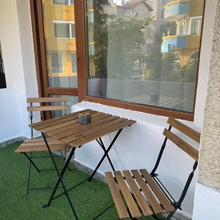 By The Sea プリモルスコ